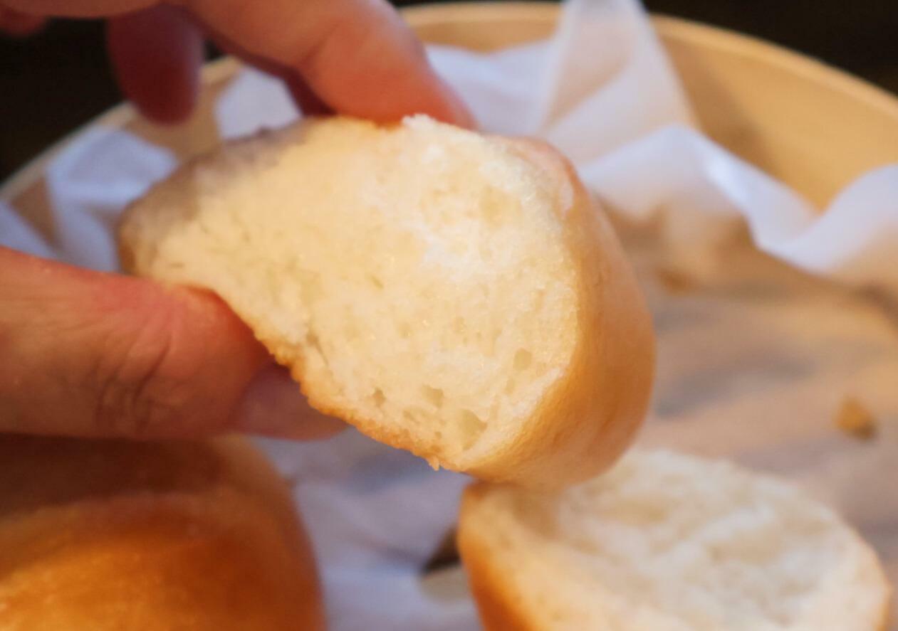 米粉パンはモチモチして食べ応えがあります