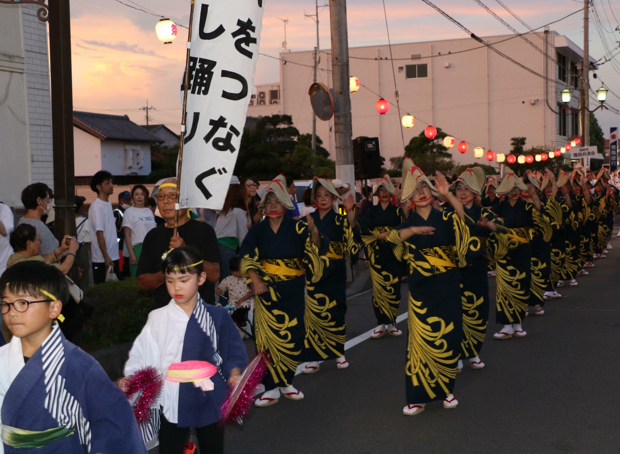 多くの団体が参加しています（画像提供：高萩市観光協会）