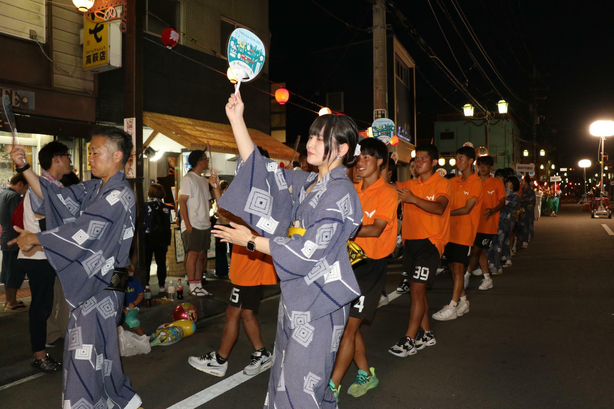 流し踊りは夏の風物詩ですね（画像提供：高萩市観光協会）