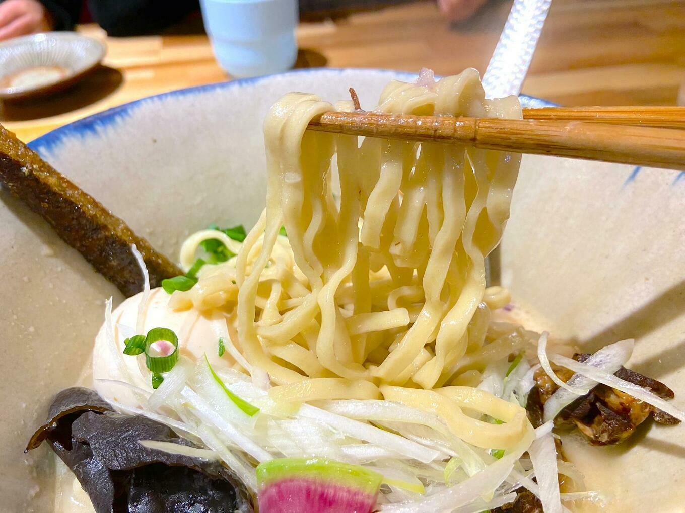 ちゅるんとした麺