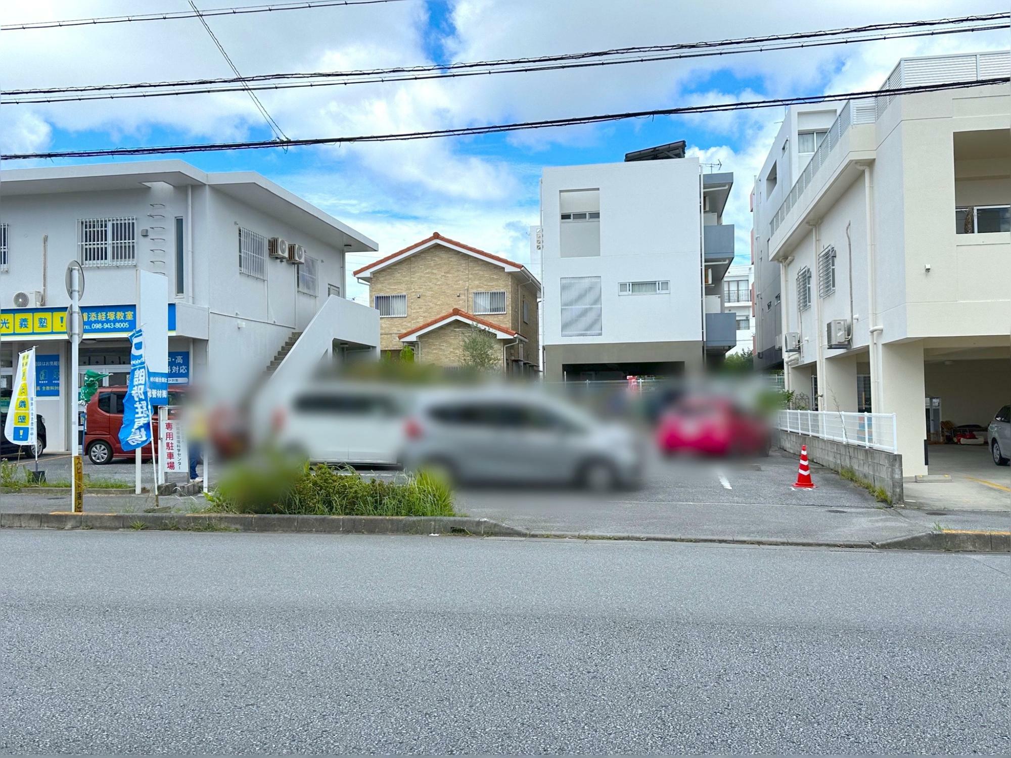 臨時駐車場