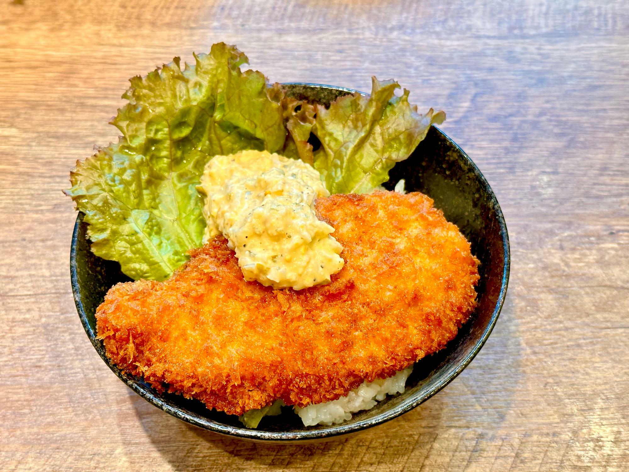 タレカツ丼