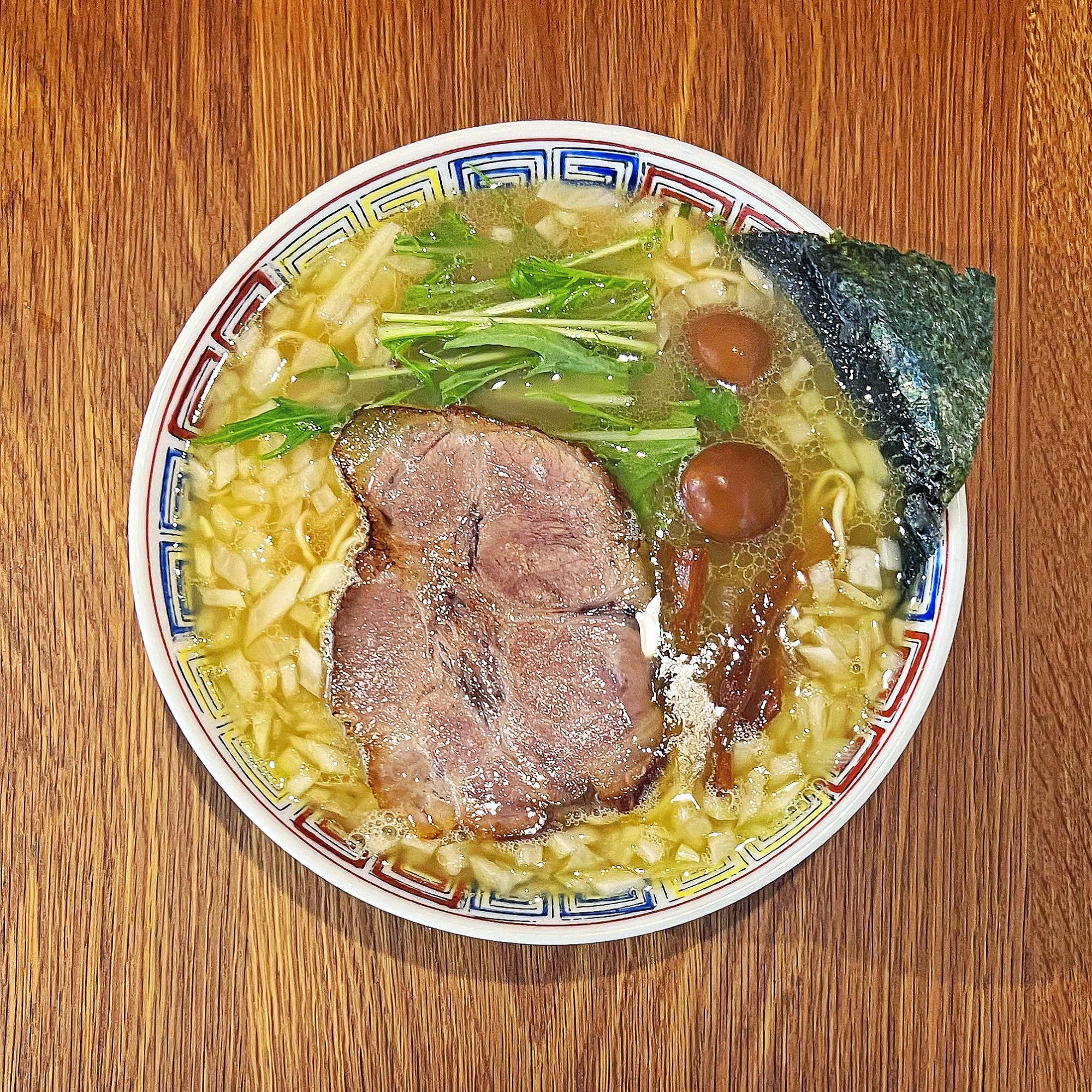 こちらは、期間限定のメニューだった「貝出汁大島ラーメン」。