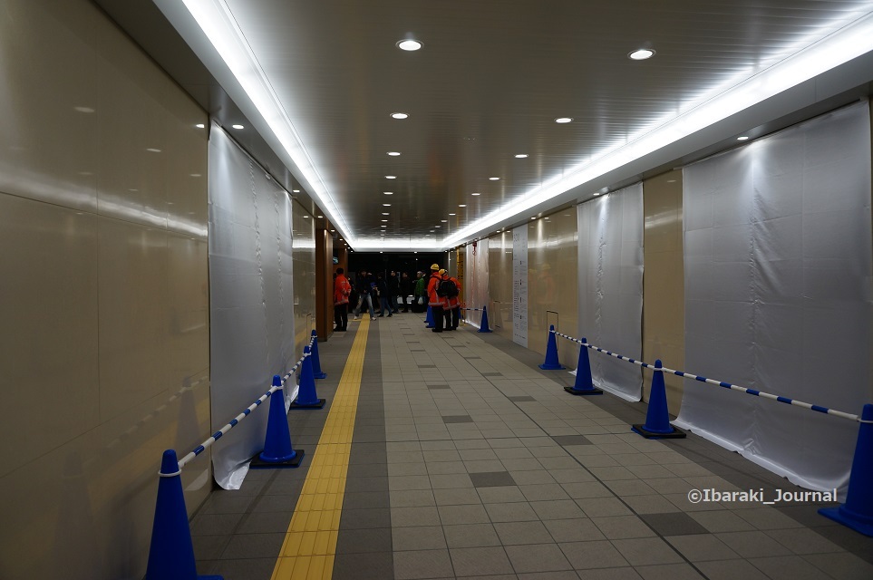 （写真は2018年3月17日早朝のJR総持寺駅の様子）