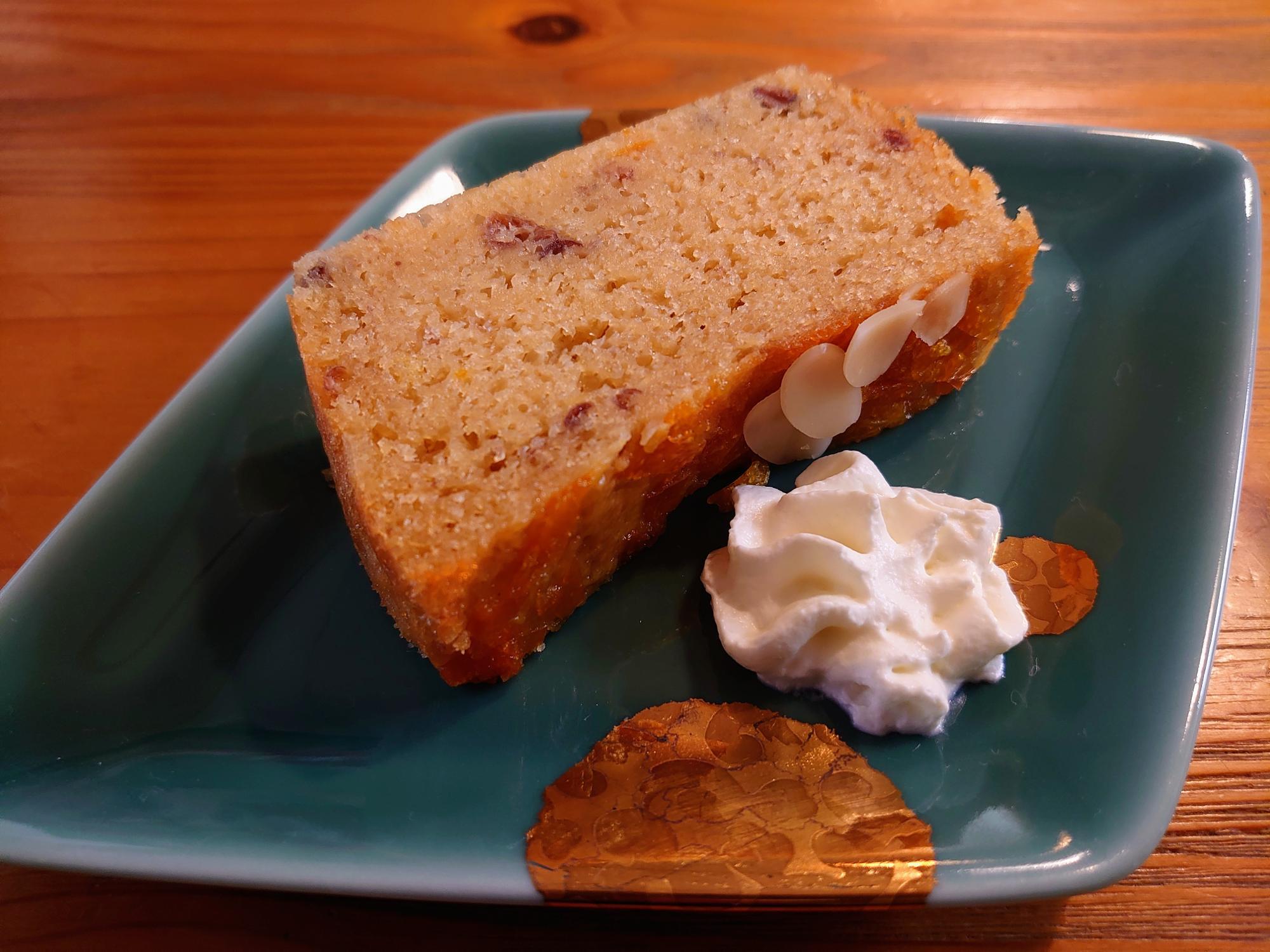 ナオミさんの手作りパウンドケーキ