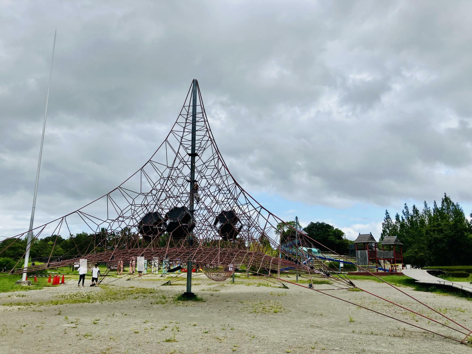 ※画像は、2023年8月に撮影した「矢橋帰帆島公園」の様子。