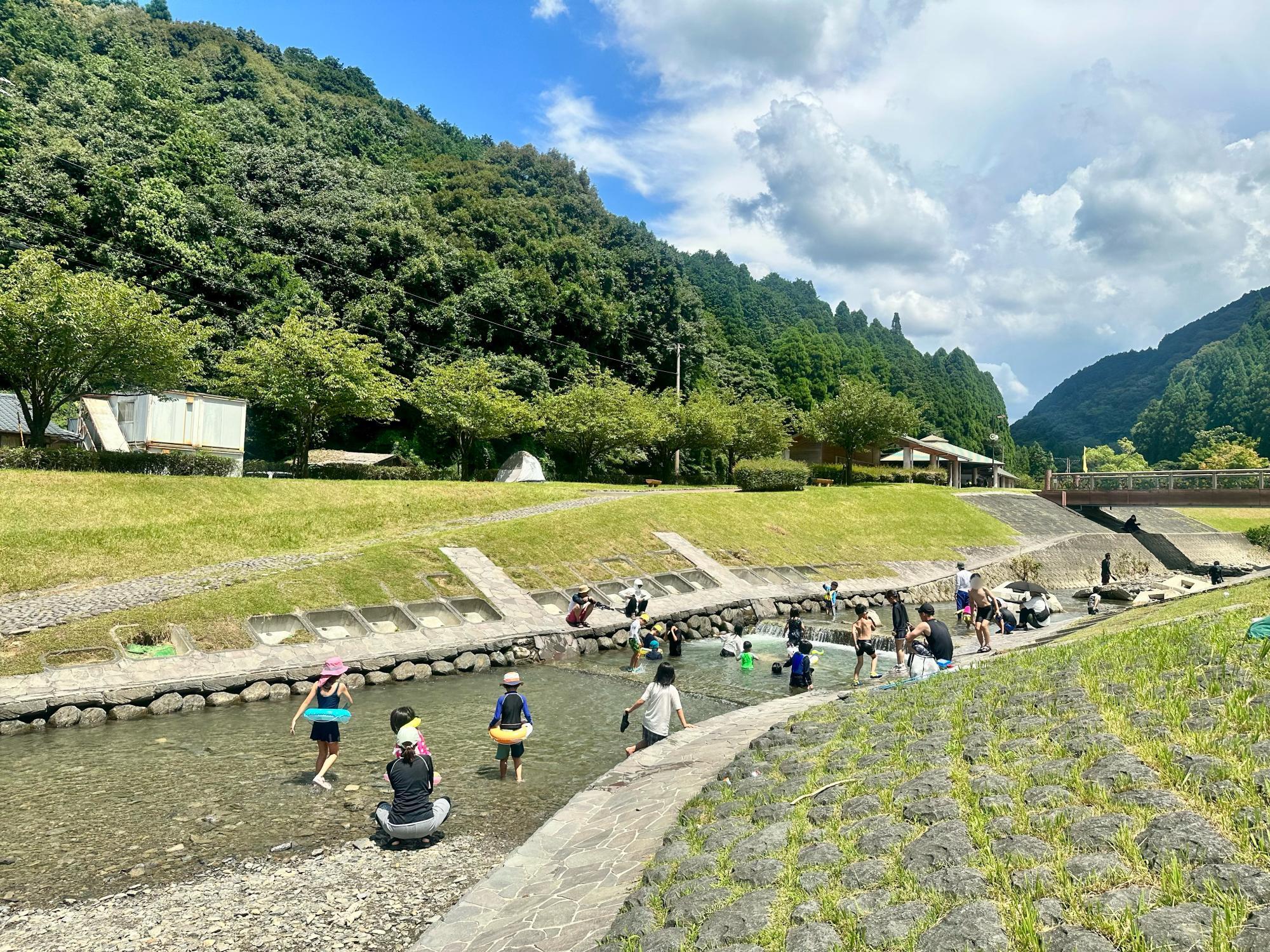 久留米市】小さいお子さんがいる家族におすすめ「一ノ瀬親水公園 久留米市】小さいお子さんがいる家族におすすめ「一ノ瀬親水公園