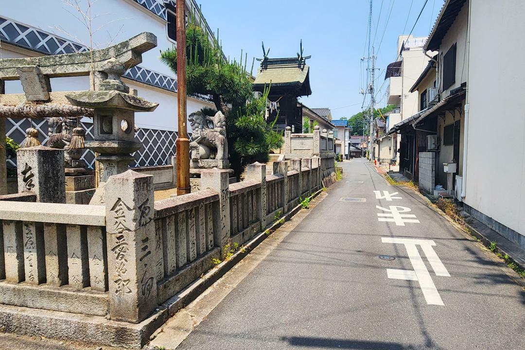 恵美須神社の横の通りやその周辺が、露店スポット
