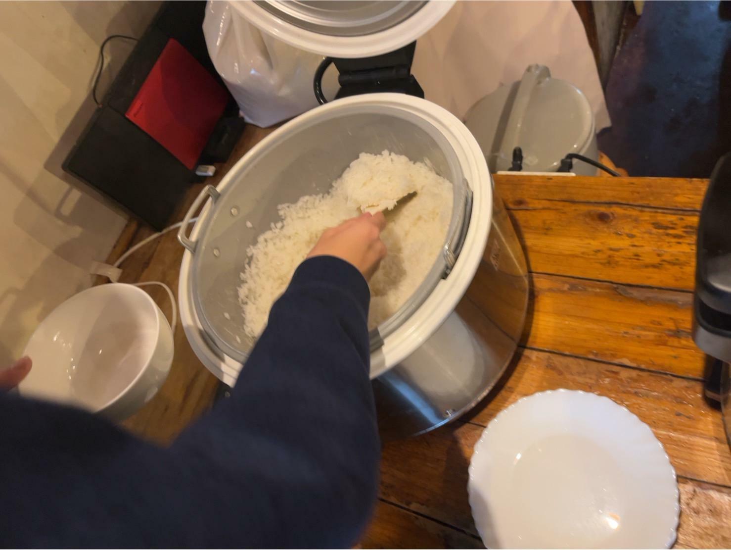 食べ盛りの中学生は大いにはしゃぐ