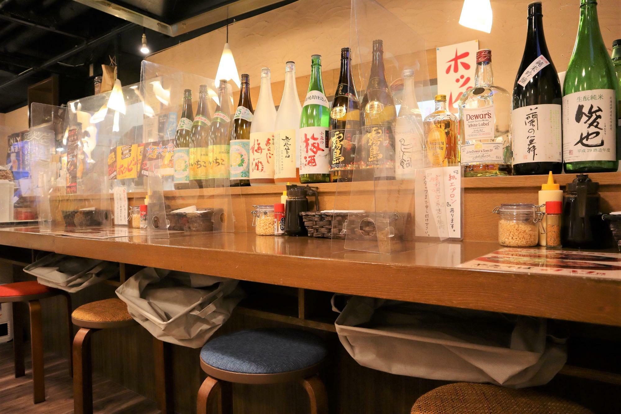 カウンターには室蘭の日本酒「蘭の舞」「俊也」も並んでいます。他に「北力」もあります。