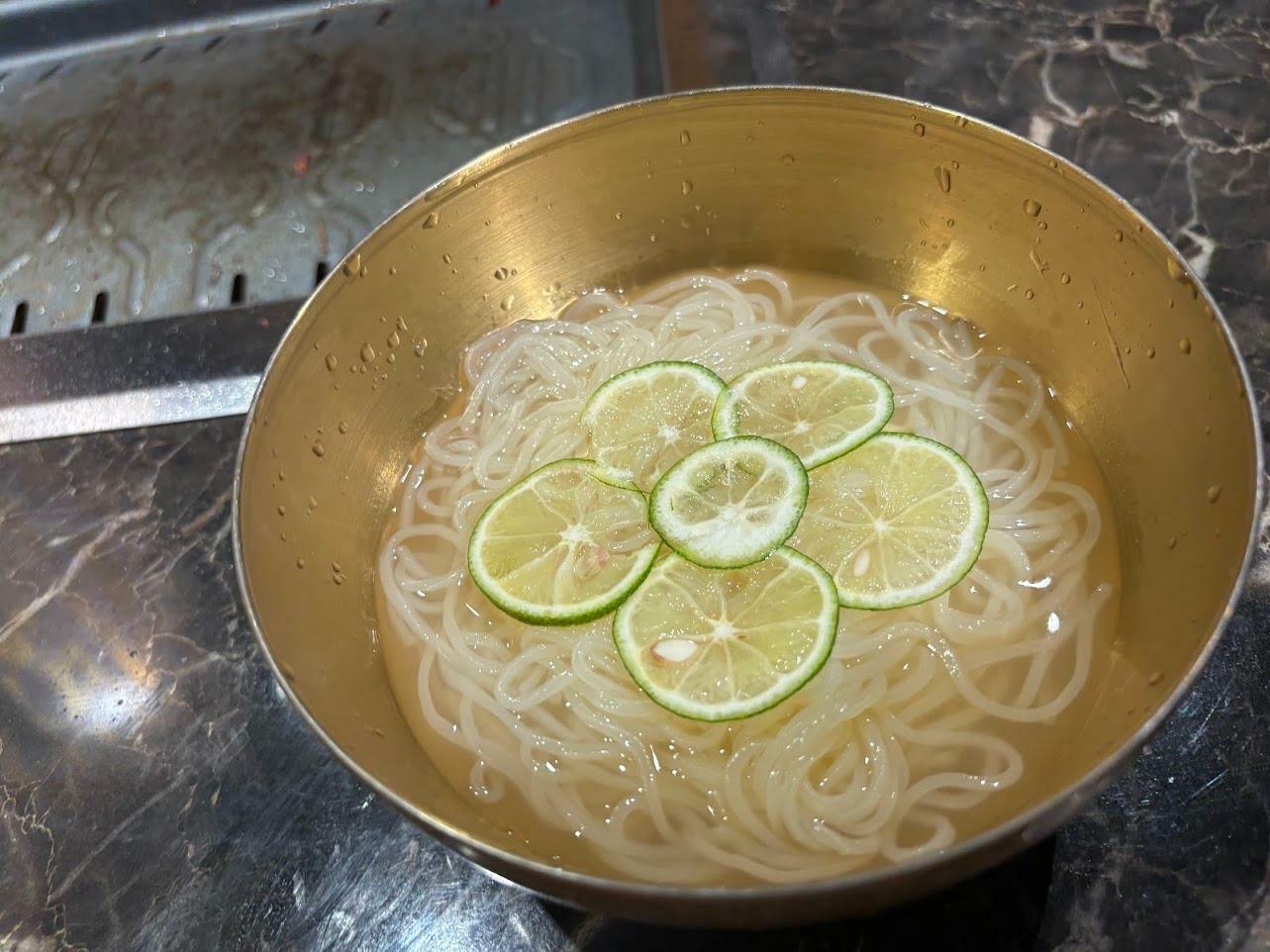 冷麺は別腹です