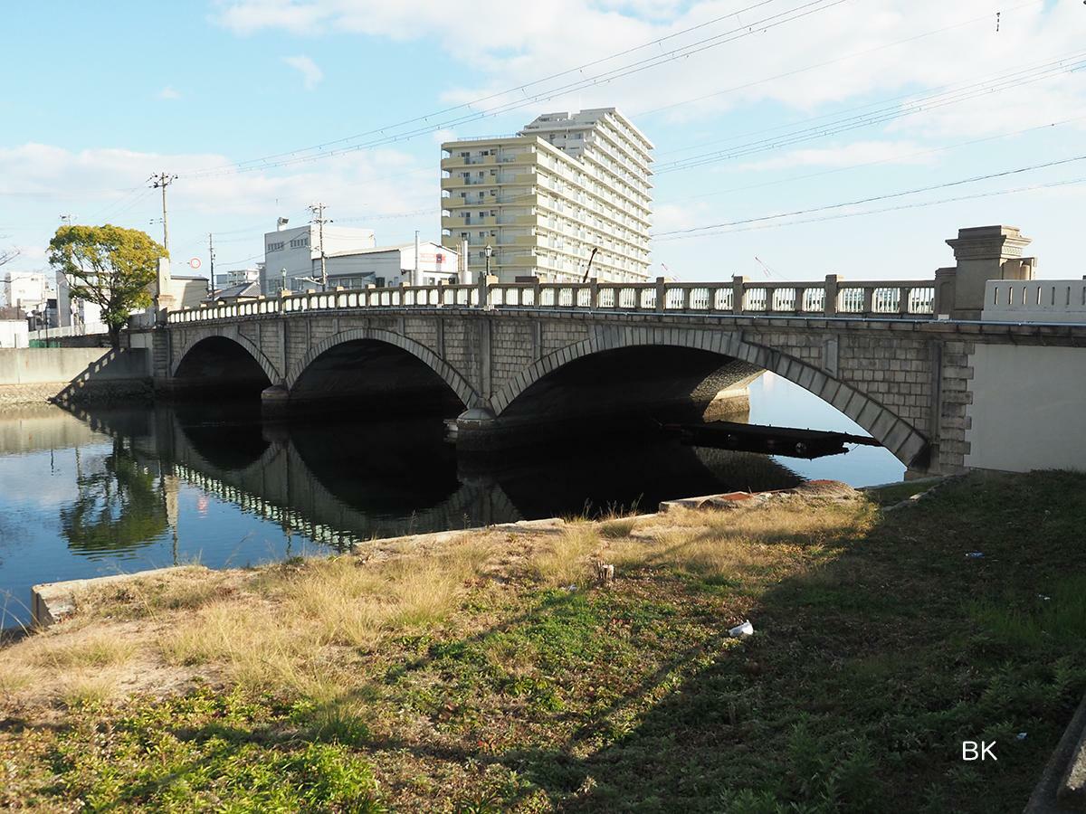 大輪田橋全景。