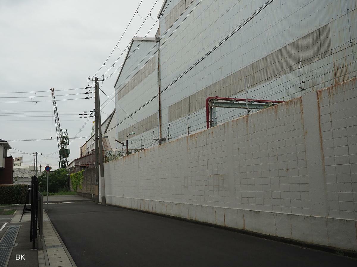 実際の生誕地とされる川崎重工の工場。