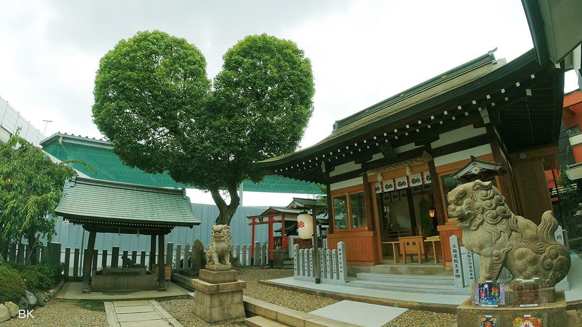 ハート形のクスノキがある脇浜 南宮宇佐八幡神社。