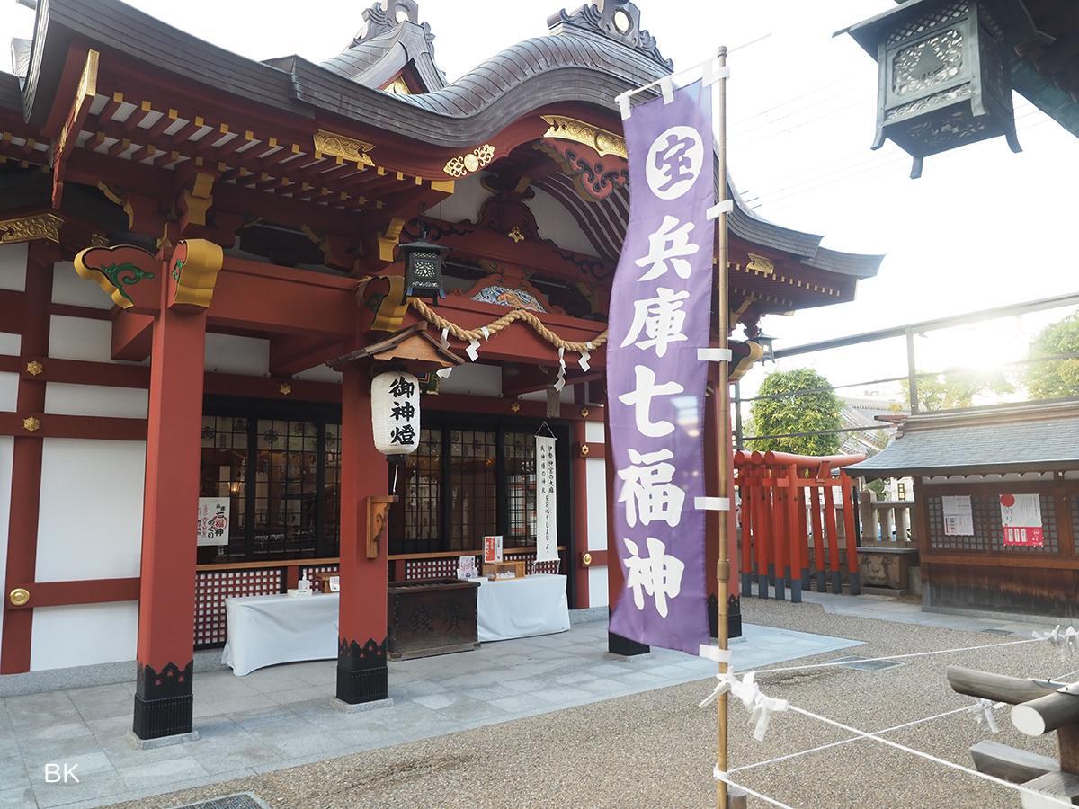 柳原蛭子神社の本殿。