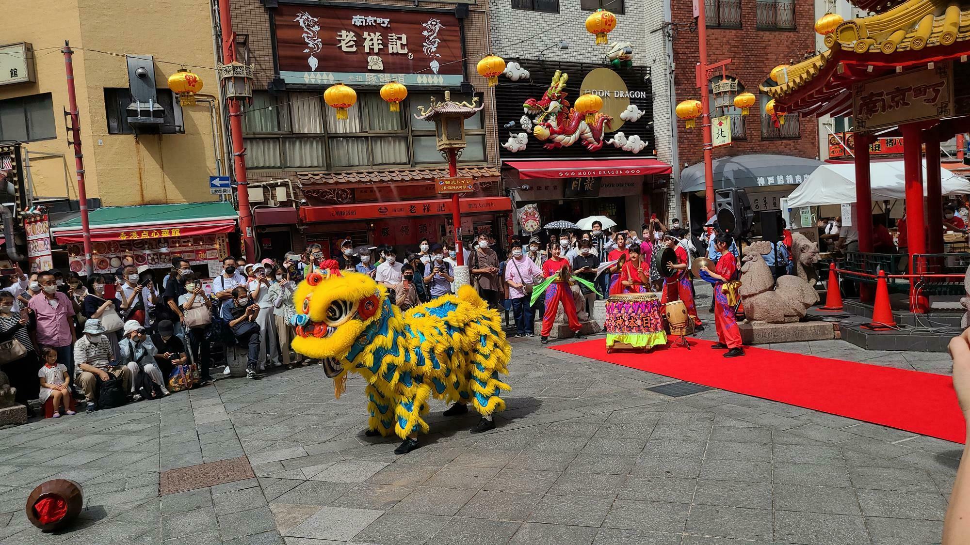 2022年開催時の様子（神戸市立神港橘高等学校の龍獅団）