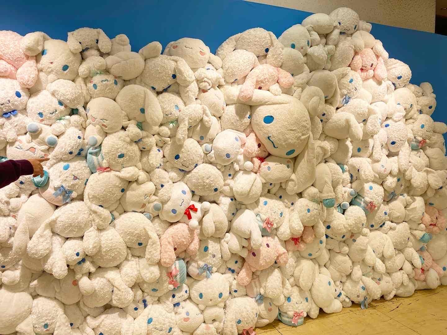 ふわふわシナモロール展 ファイナル シナモン ぬいぐるみ ふわふわシナモロール展ファイナルに行ってきました｜ボンド