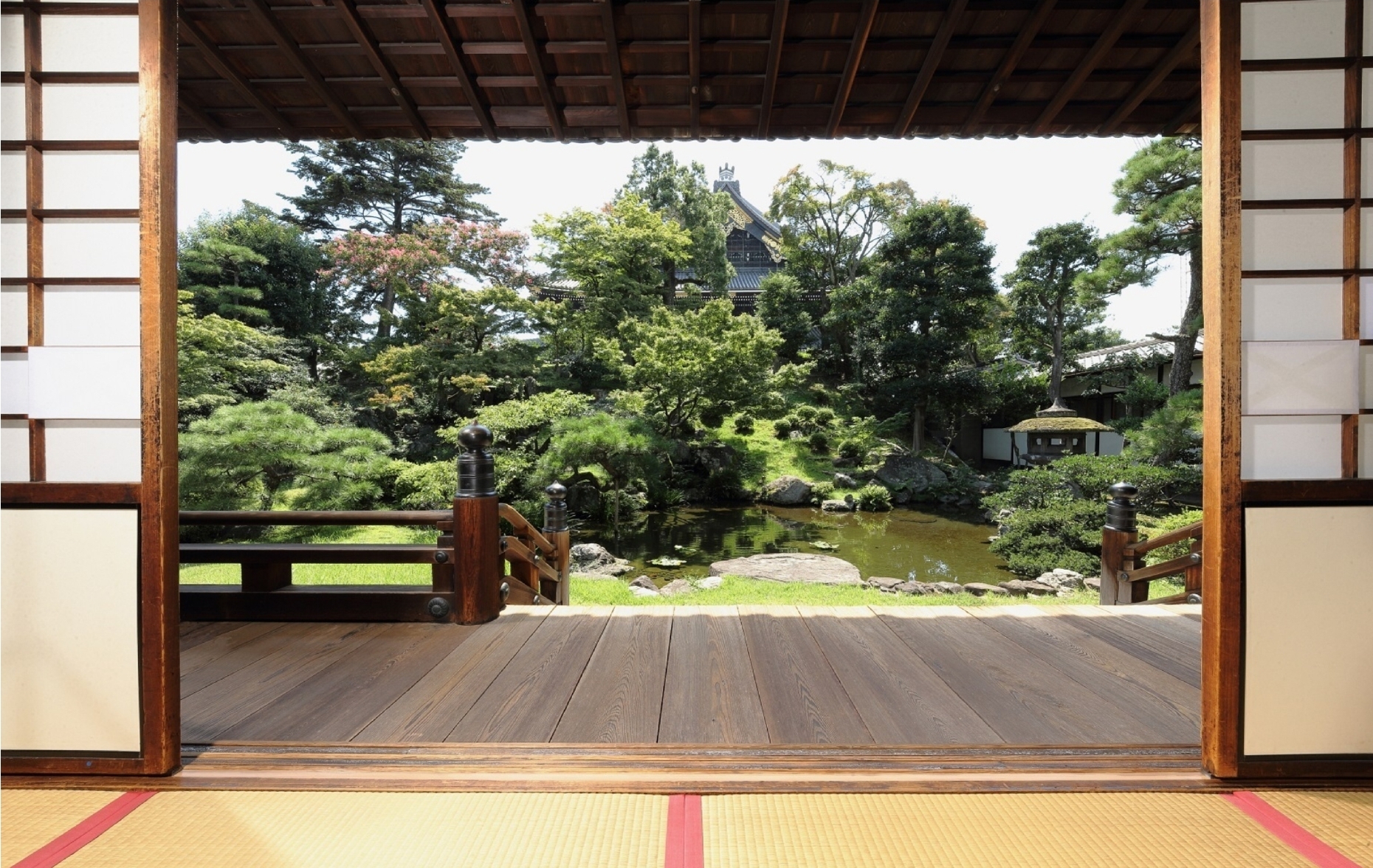 植彌加藤造園株式会社　東本願寺提供