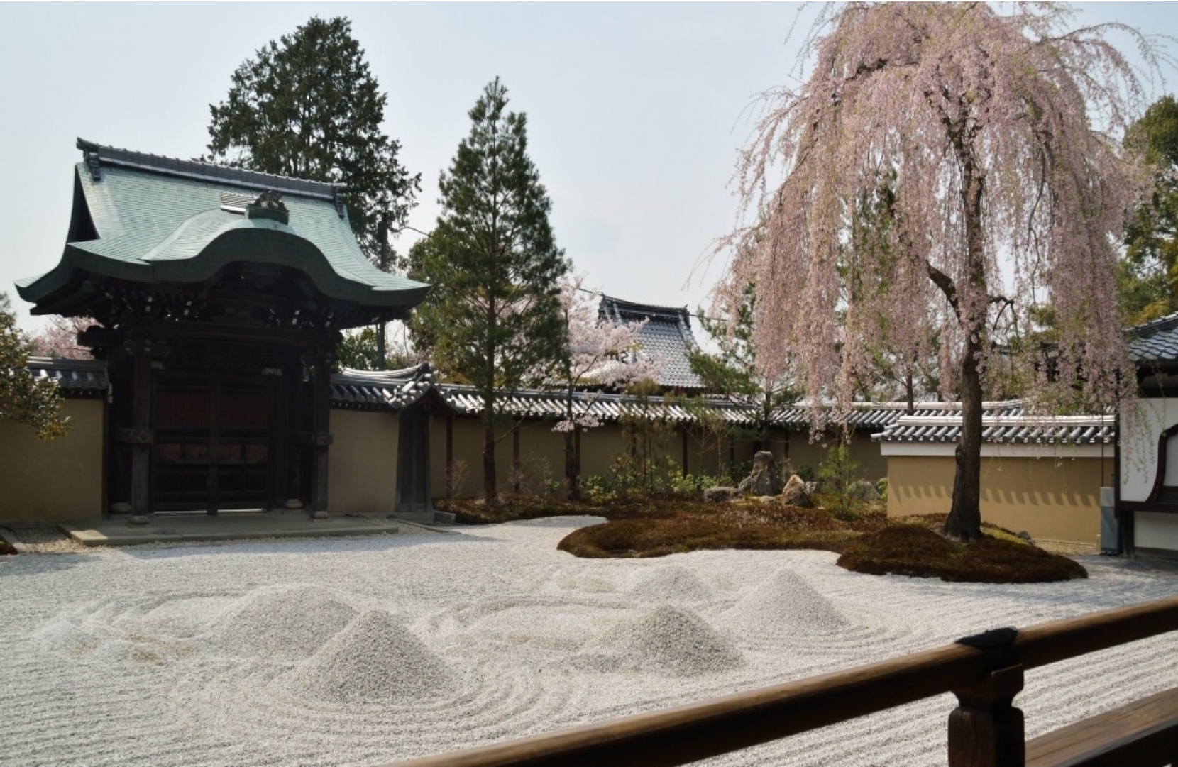 高台寺庭園　京都ブライトンホテル提供