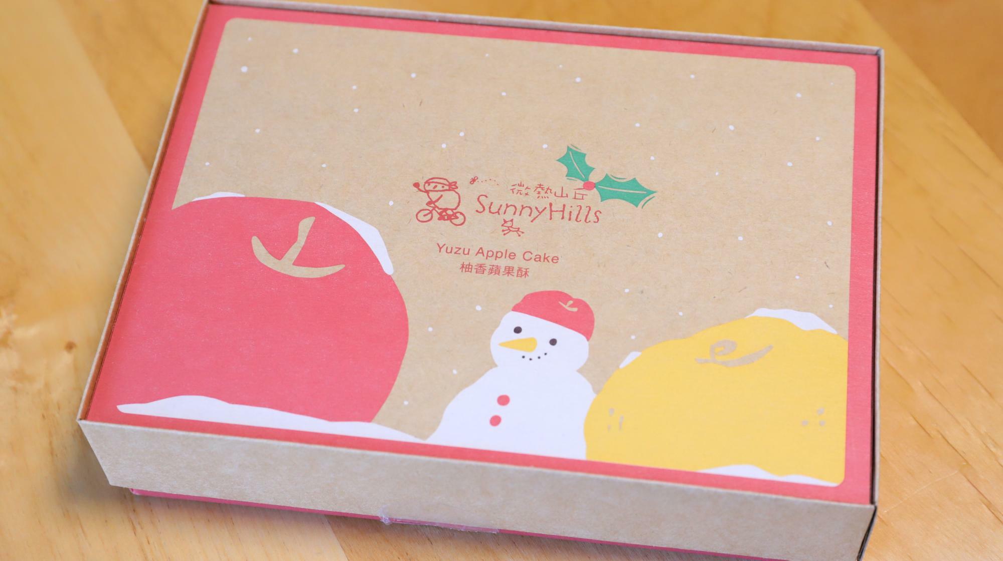 雪だるまが描かれたサニーヒルズの季節限定ゆずりんごケーキ