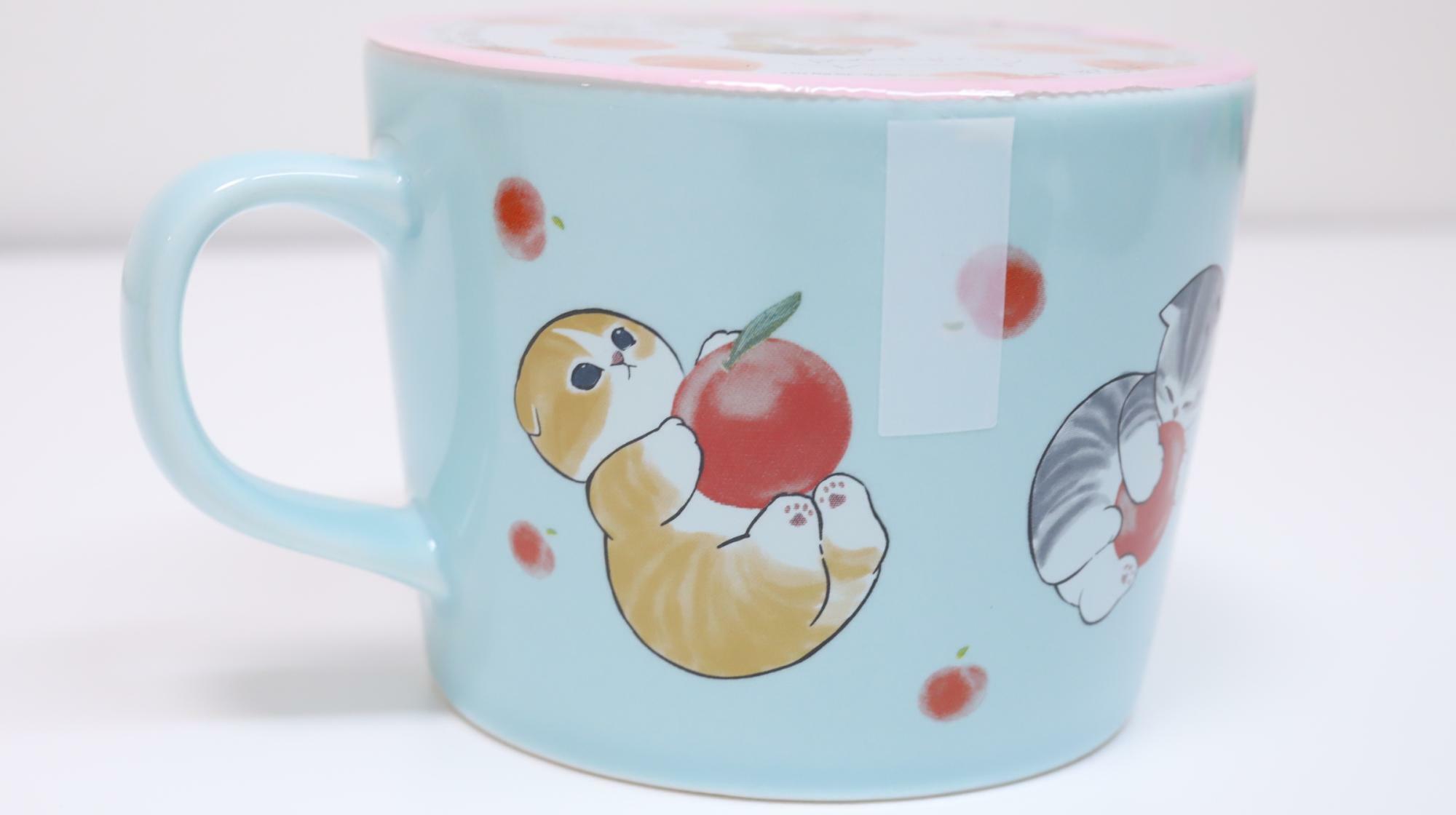 桃を持った猫たちが可愛い、ファミマのmofusandマグ＆白桃ゼリーについているカップ
