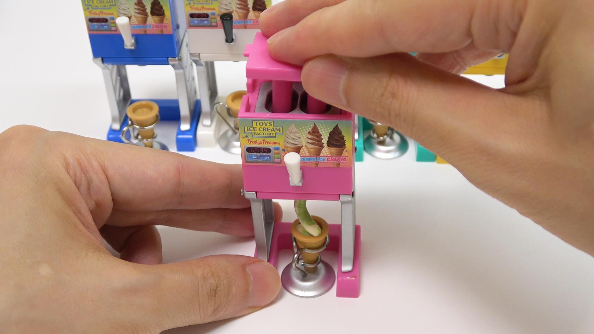 「本当に作れる!!食べられる!?ソフトクリームメーカーマスコット」 使ってみる