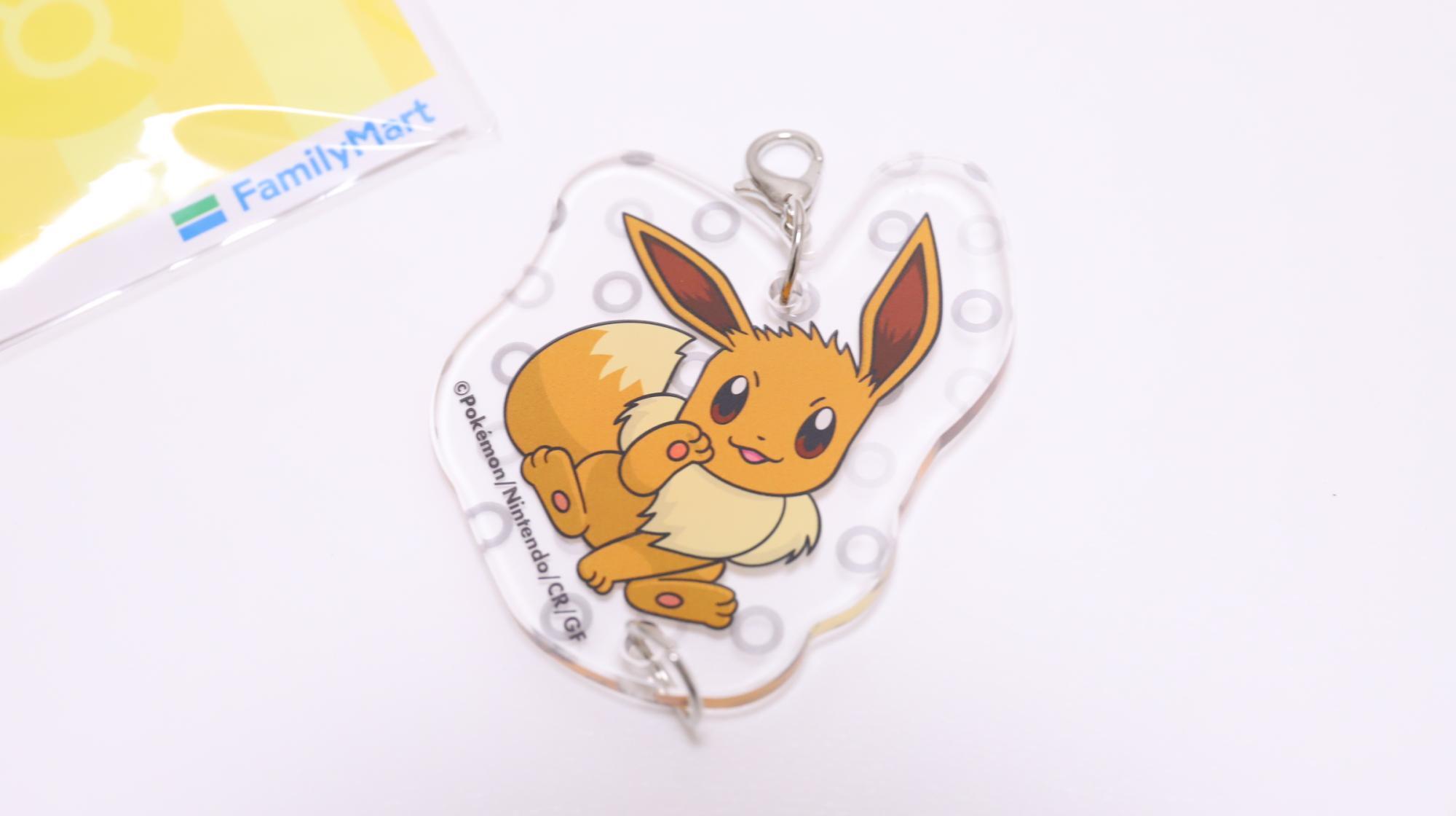 ファミマでねるねるねるねを2個買って貰ったポケモンのアクリル