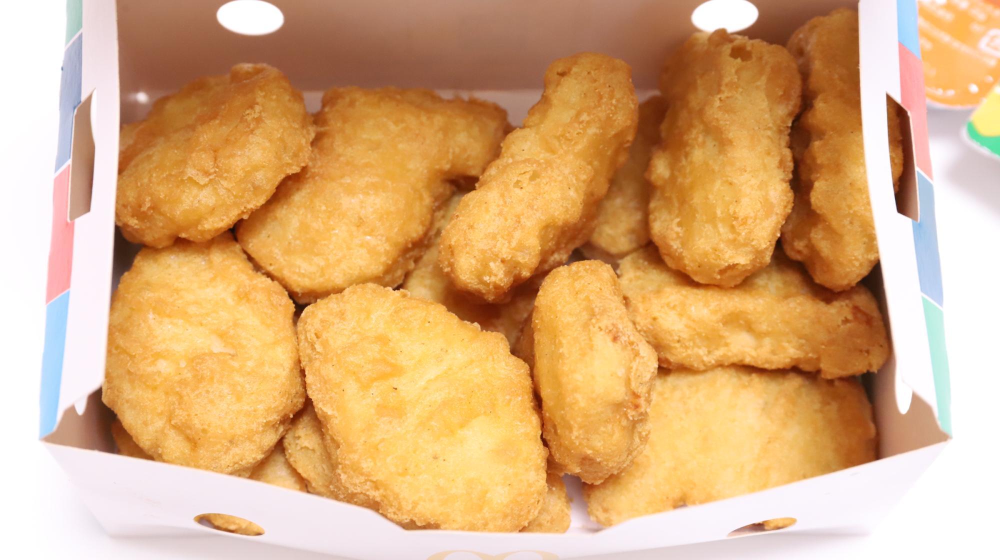 マクドナルド】250円お得でポケモンの可愛い箱入りマック