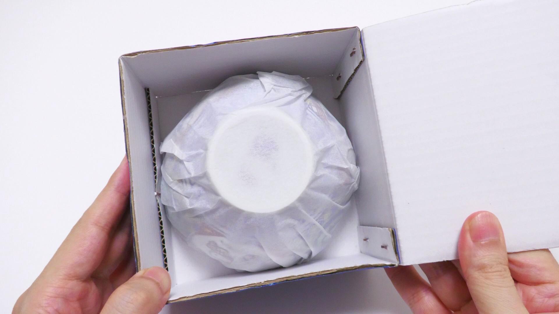 タイムセール2時間のみ【当選非売品】吉野家✕ハローキティコラボ 有田焼 2025 mqdefault.jpg