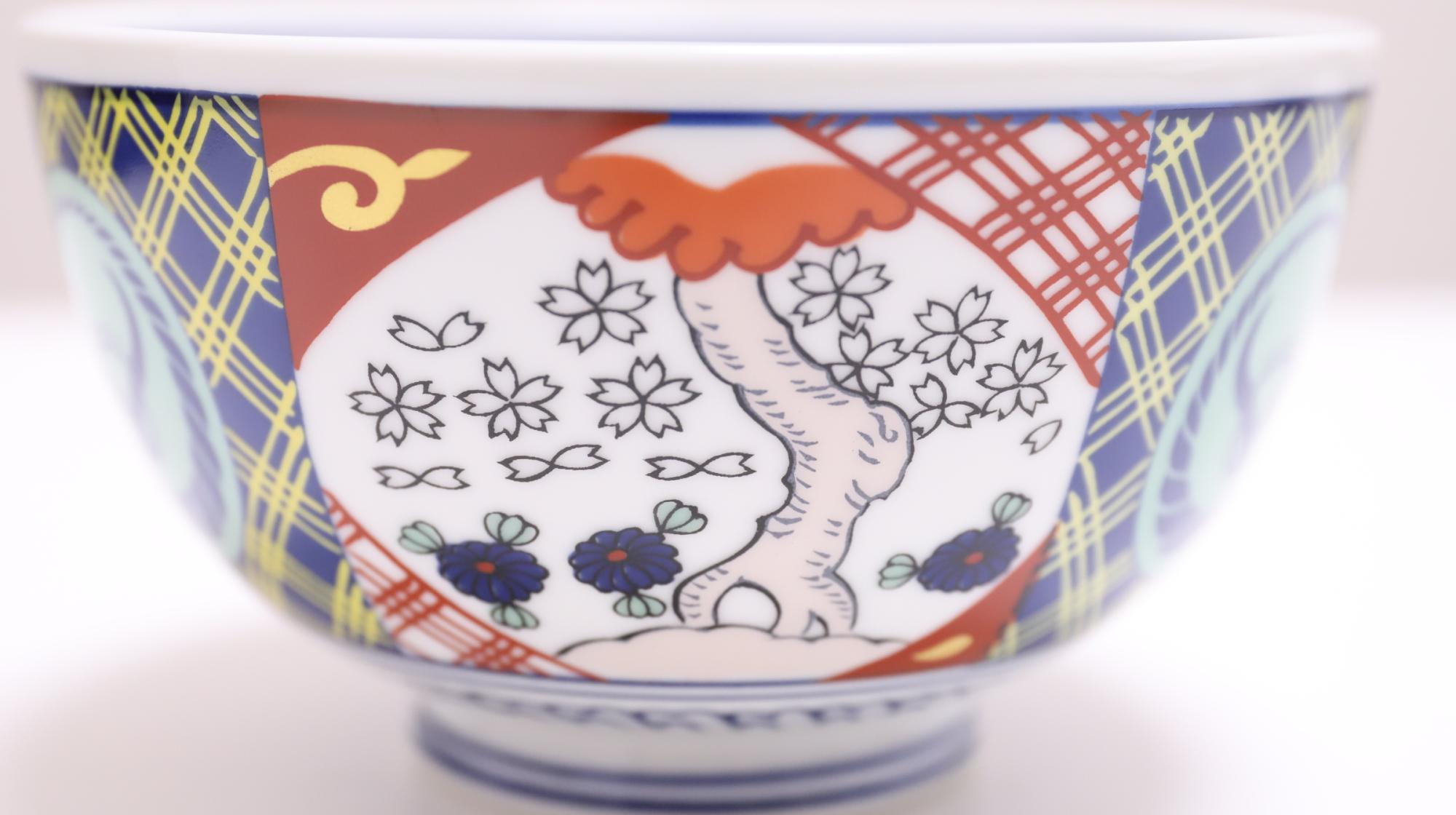 当選品 吉野家×ハローキティ どんぶり コラボ 丼 有田焼 伝統工芸 和