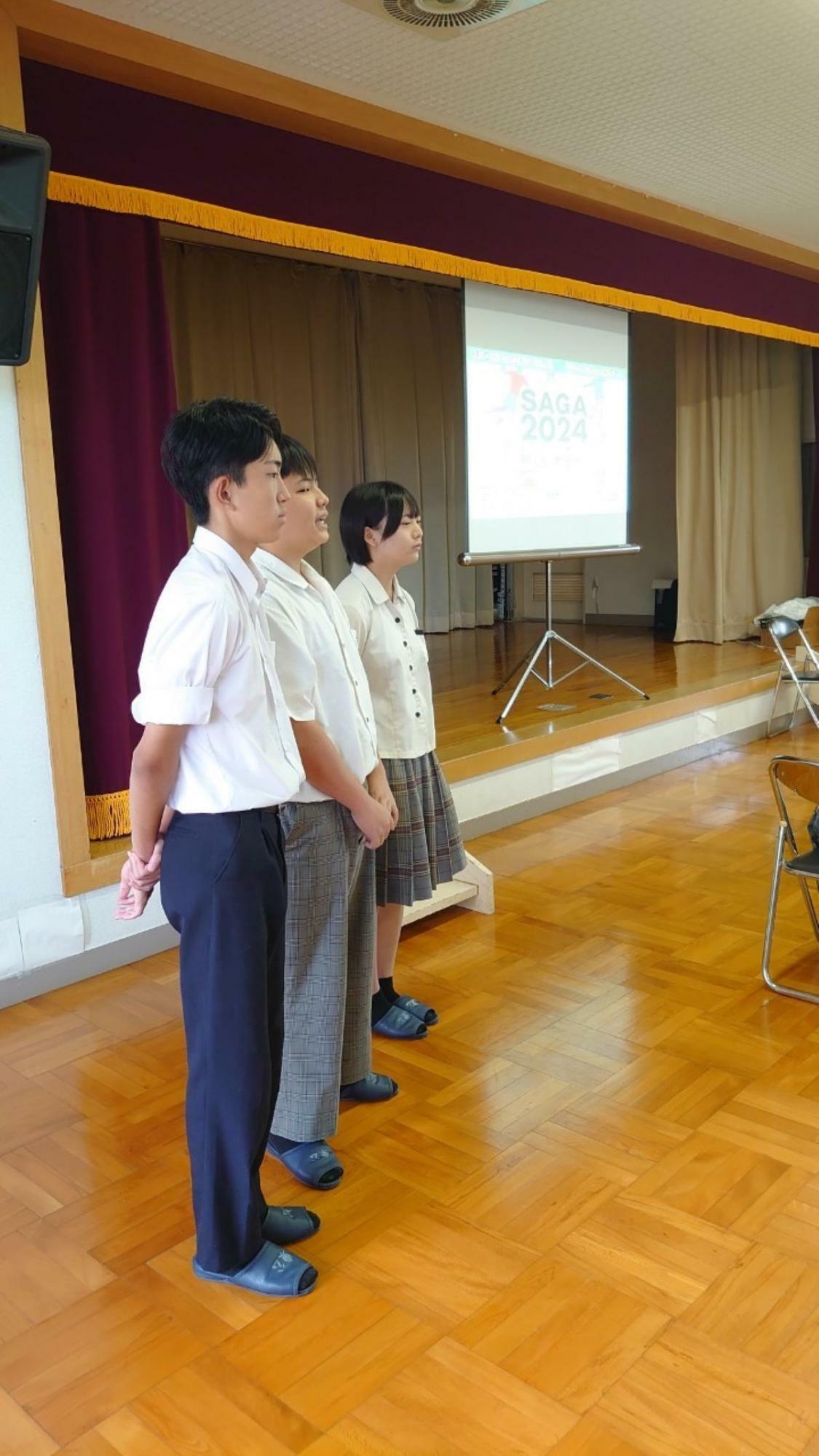 唐津南高等学校の虹の松原プロジェクトチームの皆さん