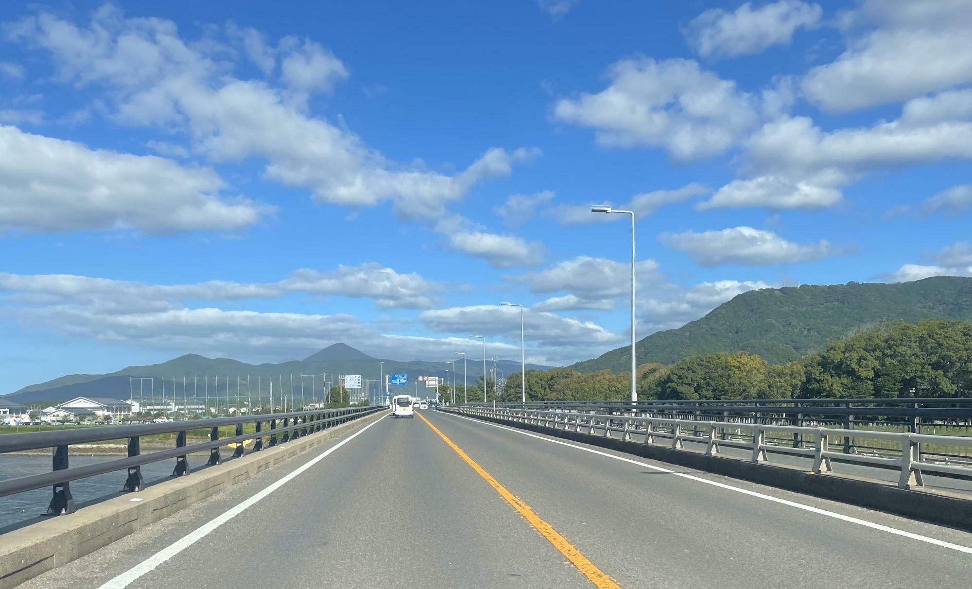 歩行者通行止め予定の唐津大橋