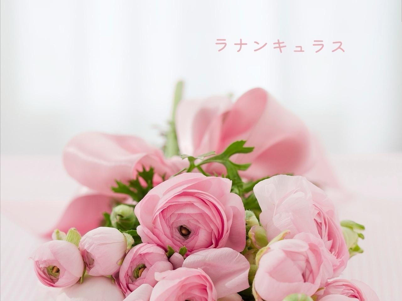 花を飾ると運気が上がる！速攻金運アップする“花風水” 風水で運気UP！効果的な花の飾り方と花瓶の組み合わせとは