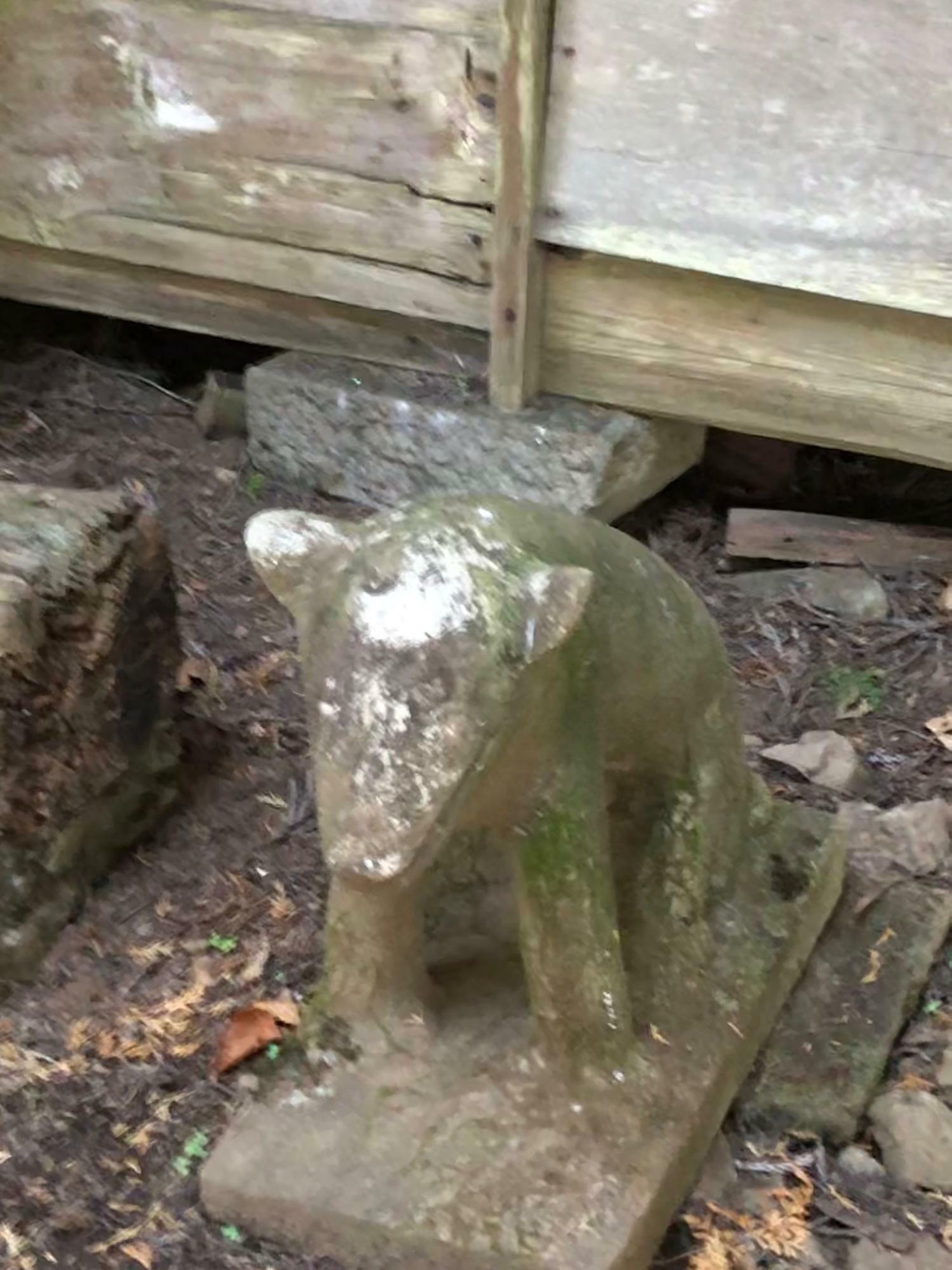 大岳神社の狛犬