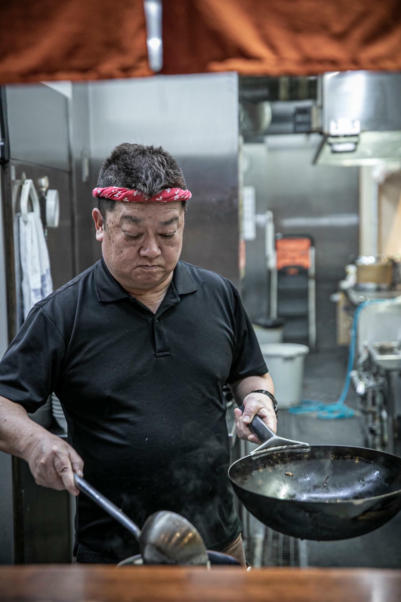 「塩原いってつ」創業者の森下和年さん。長浜ラーメンの生き字引のようなレジェンドである