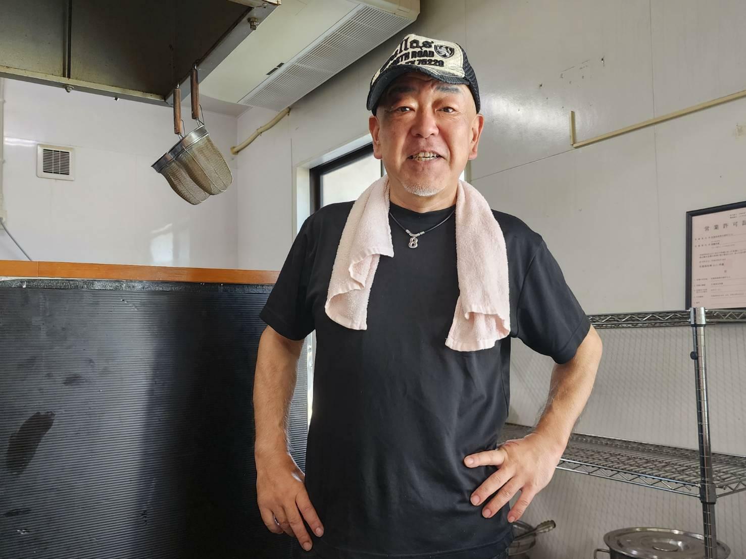 「天竺ラーメン」店主の柳瀬英樹さん。「唐津の方はとてもラーメン熱が高いと実感しています。たくさんの実力店がある中で、ランチの選択肢としてウチを加えていただければ」