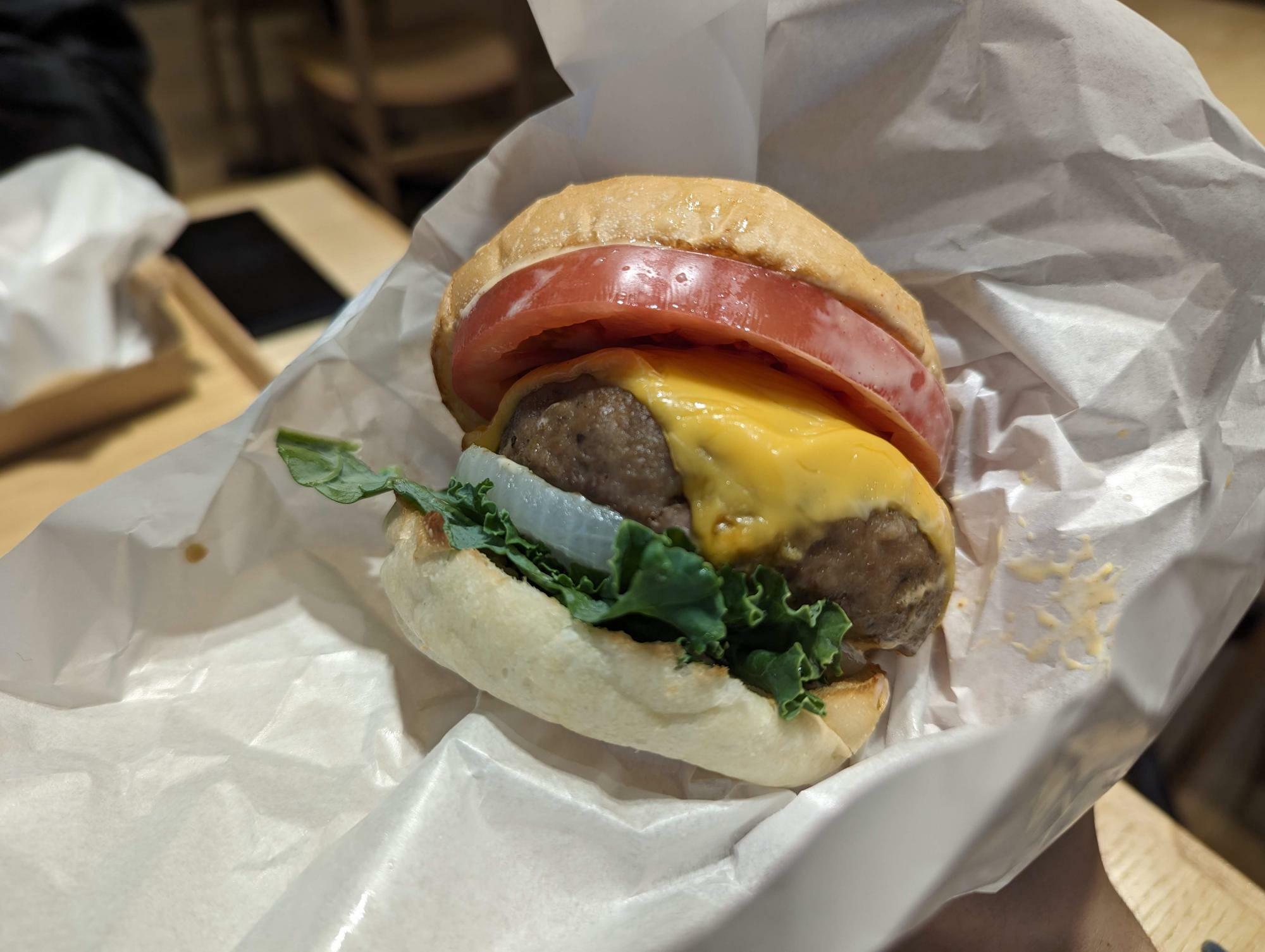 MUJI Kitchenで食べたハンバーガー