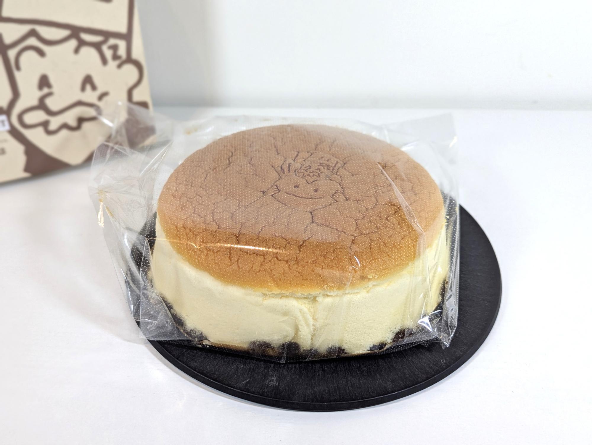 りくろーおじさん Amazon.co.jp: りくろーおじさんのチーズケーキ 1個 18cm 6号