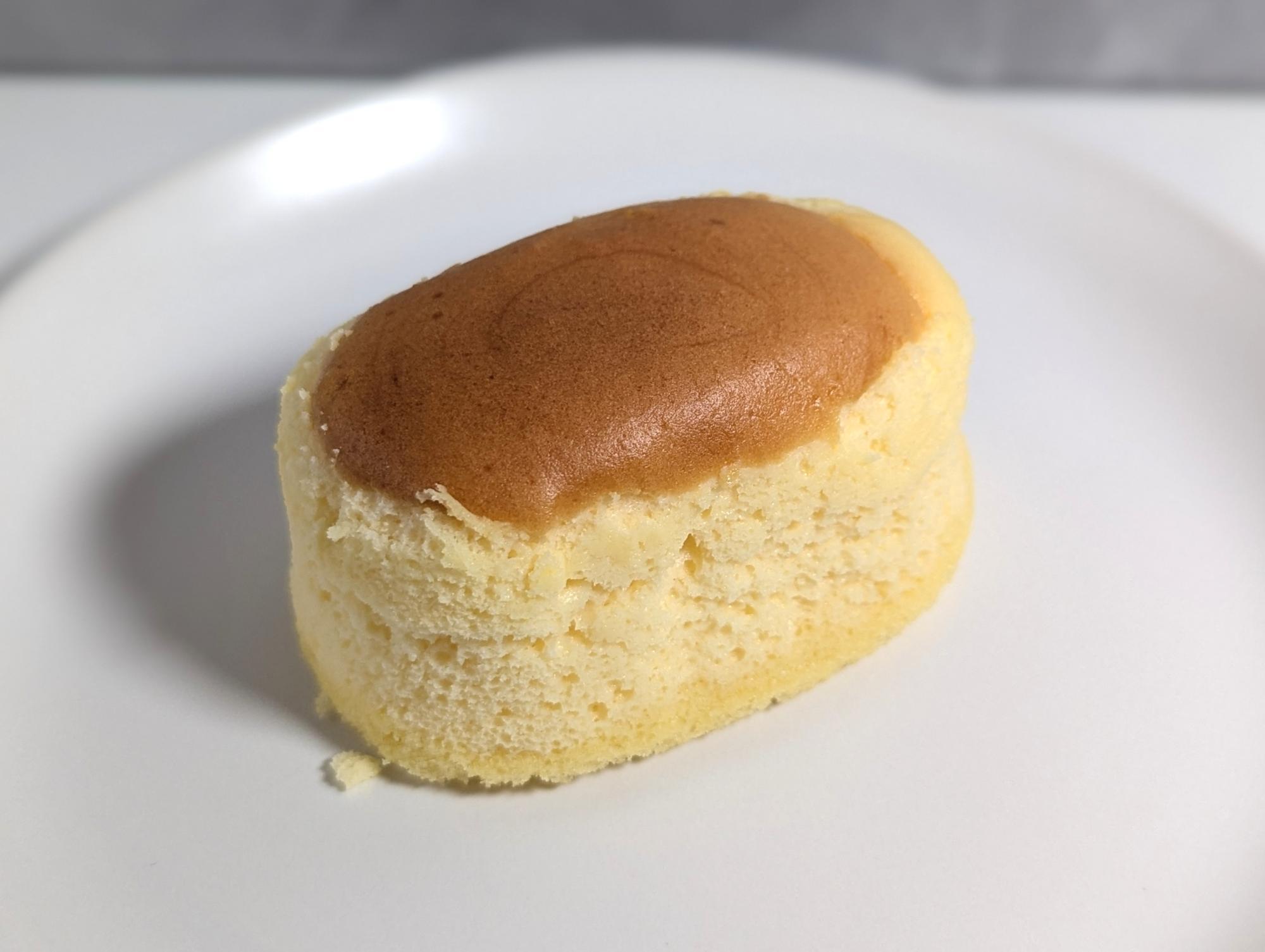 しゅわ」食感が心地よい！ファミマからレモンのさっぱりチーズ