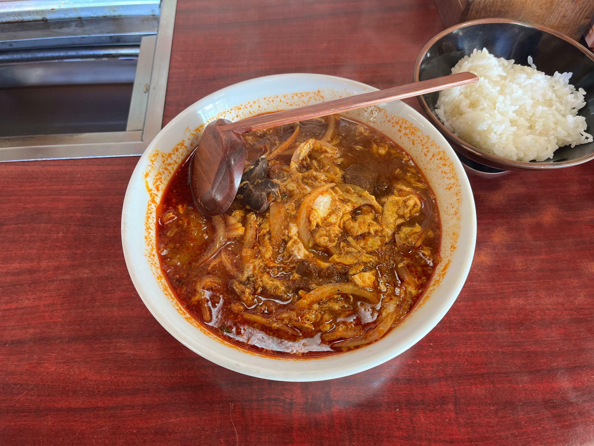 カルビラーメン（辛）：750円