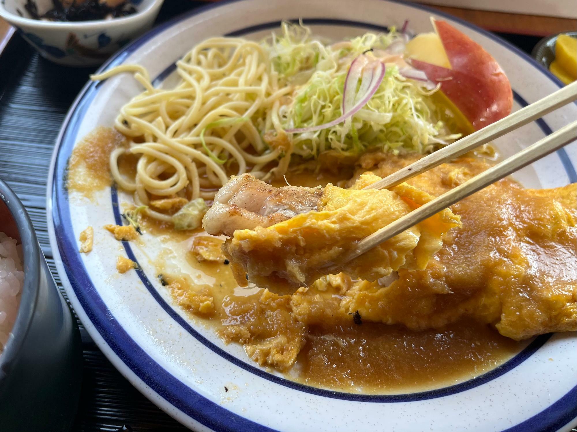 豚肉と焼き卵の相性も良き！