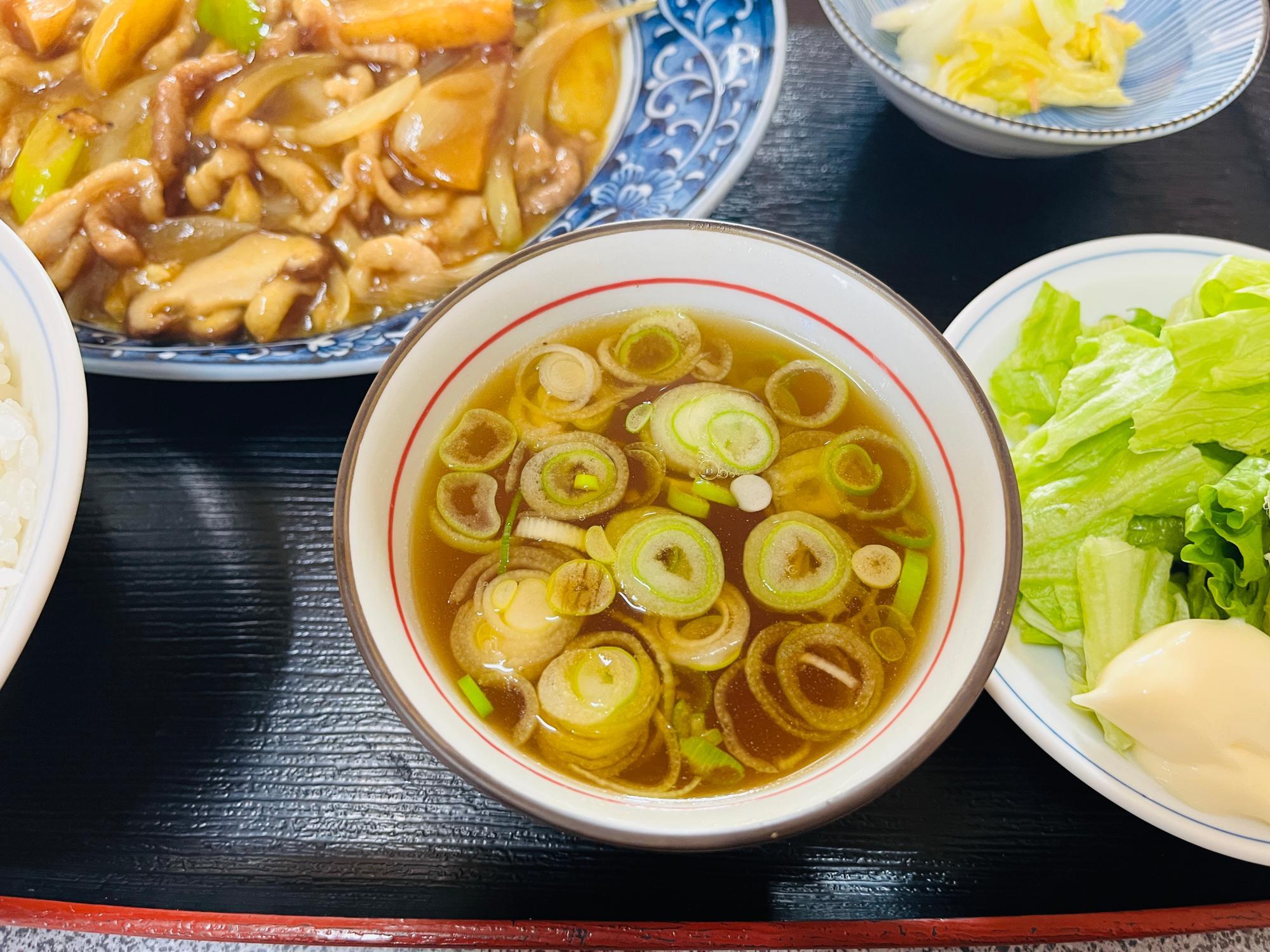 安定の中華スープでホッとひと息！