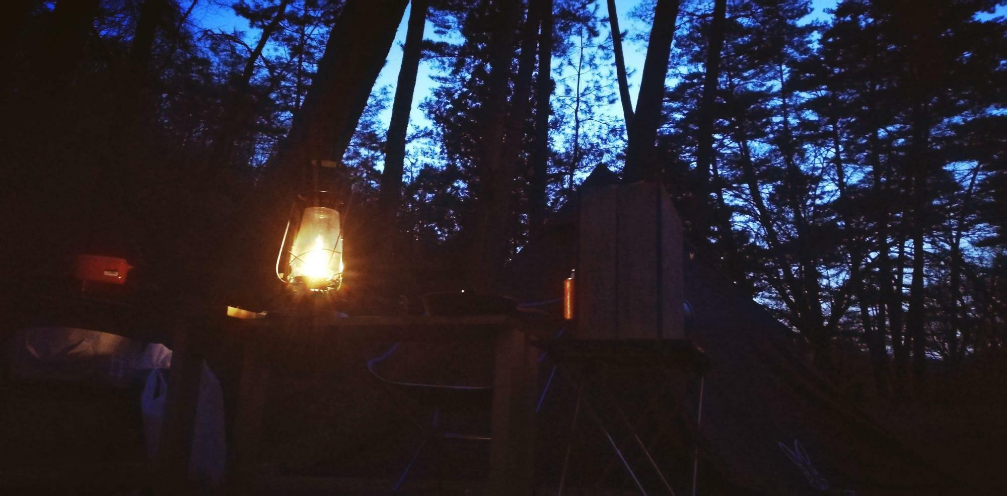 キャンプの夜は静かだ