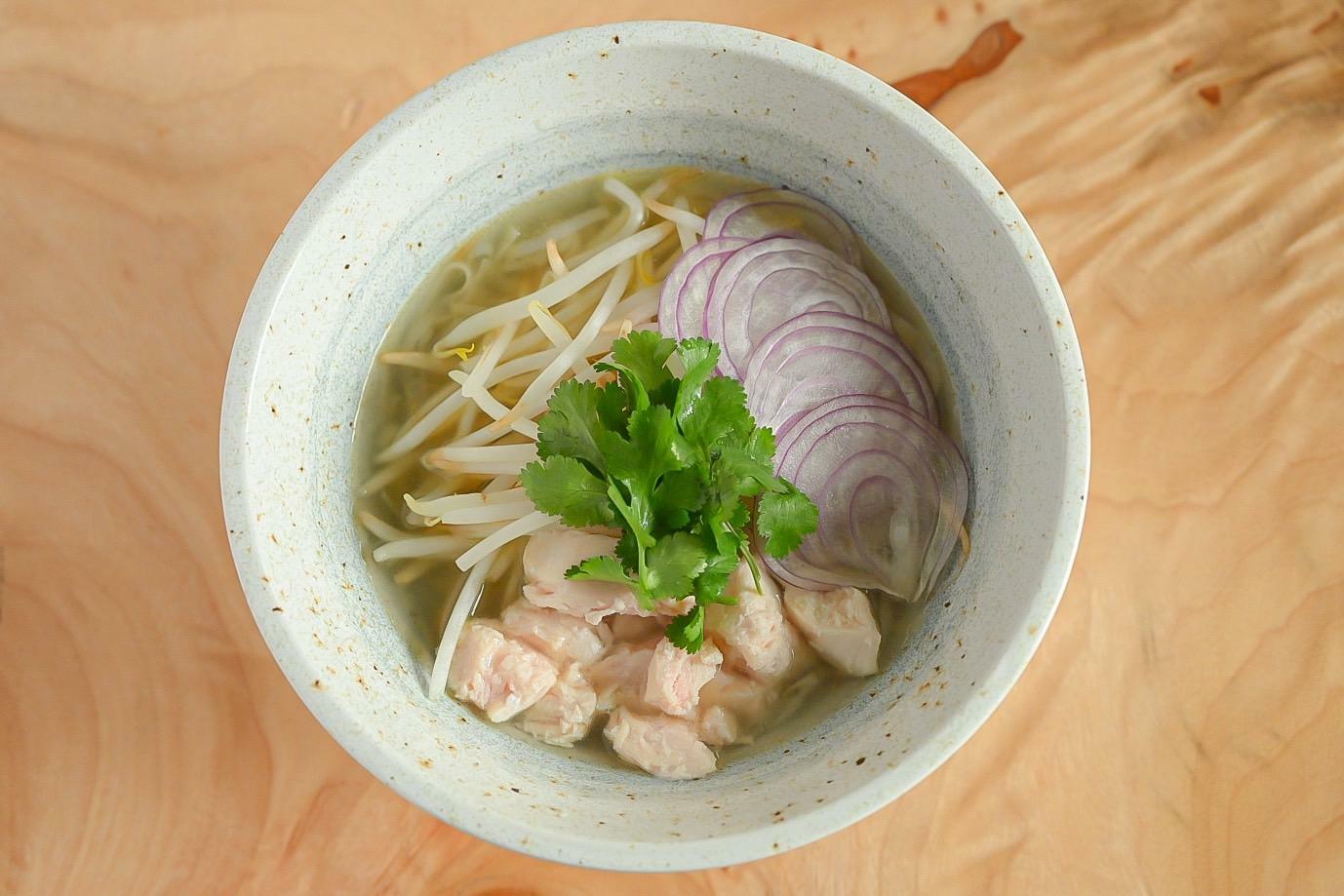 完成した「こんにゃく麺フォーガー」