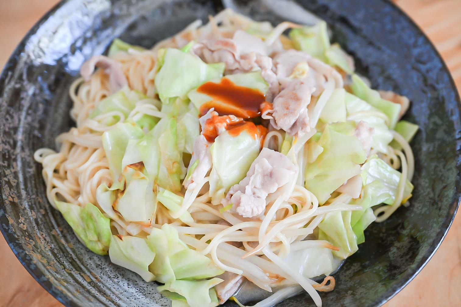 完成した焼ラーメン