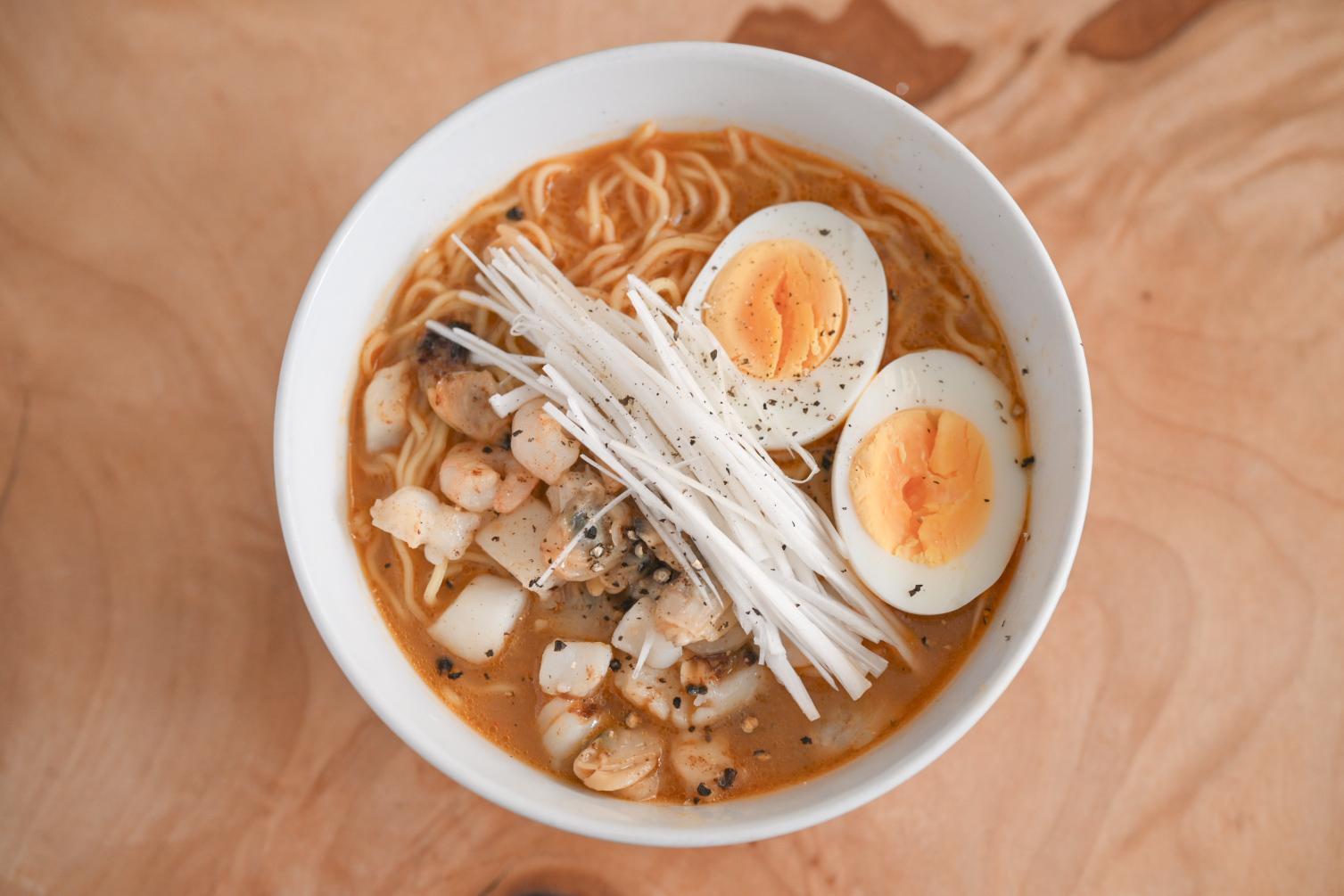 シーフードみそラーメン