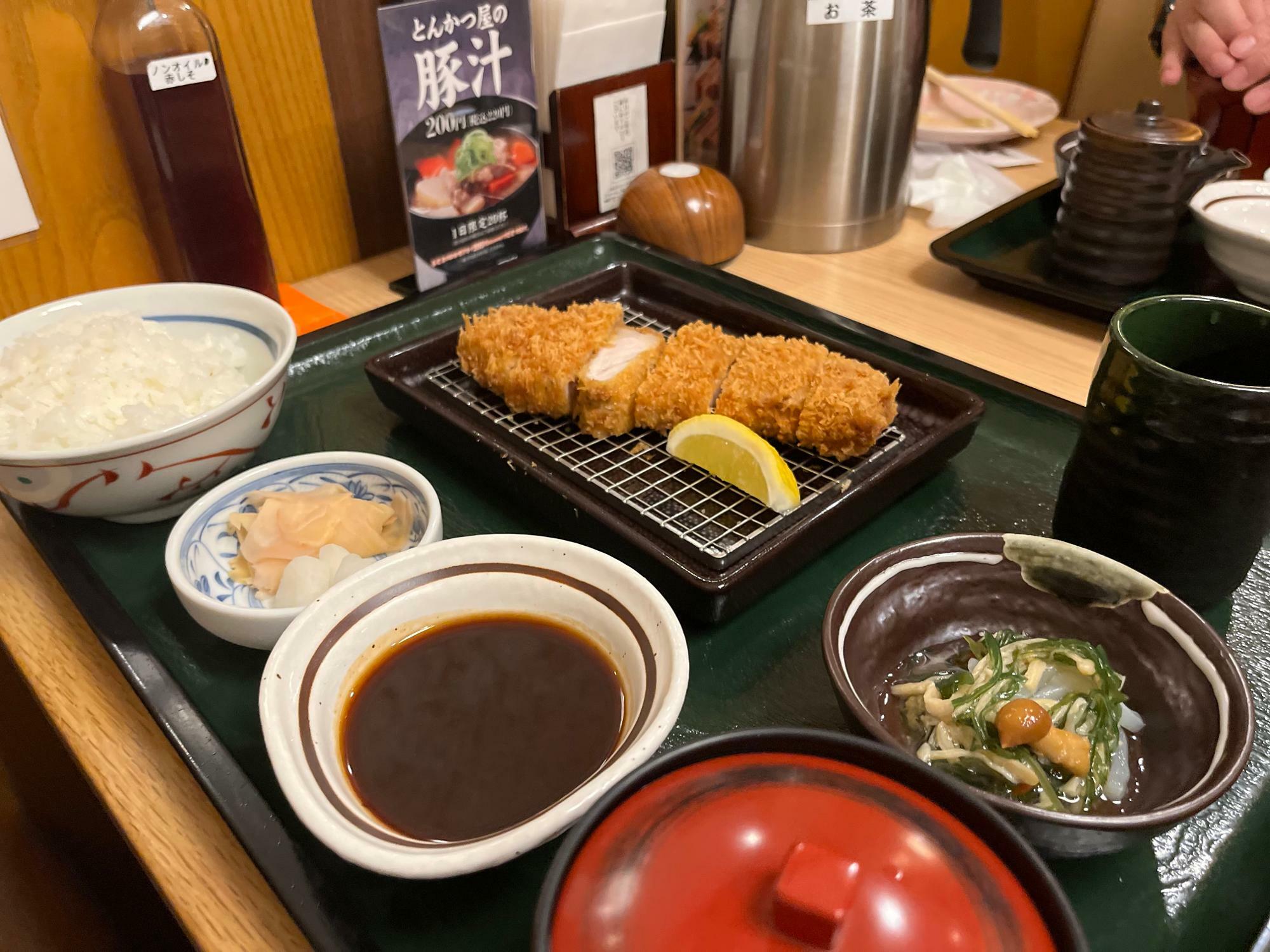 本日のおすすめ 数量限定 赤城山麓豚ロースかつ定食150g（税込1,958円）