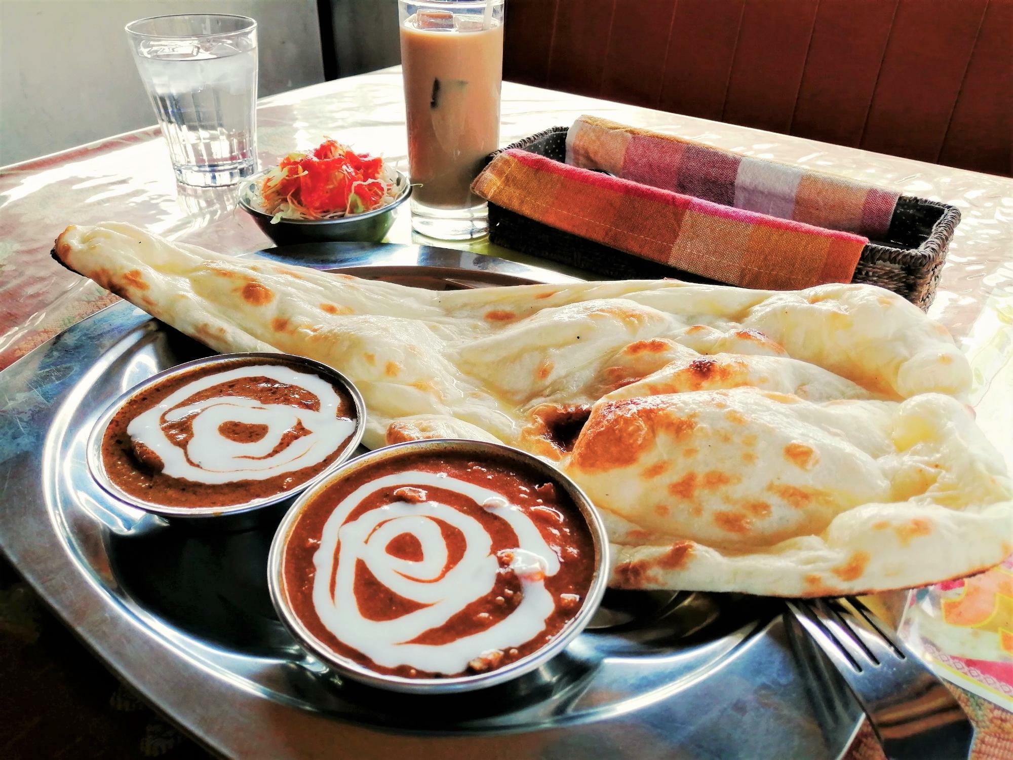 ほうれん草のチキンカレーセット：550円（税込み）