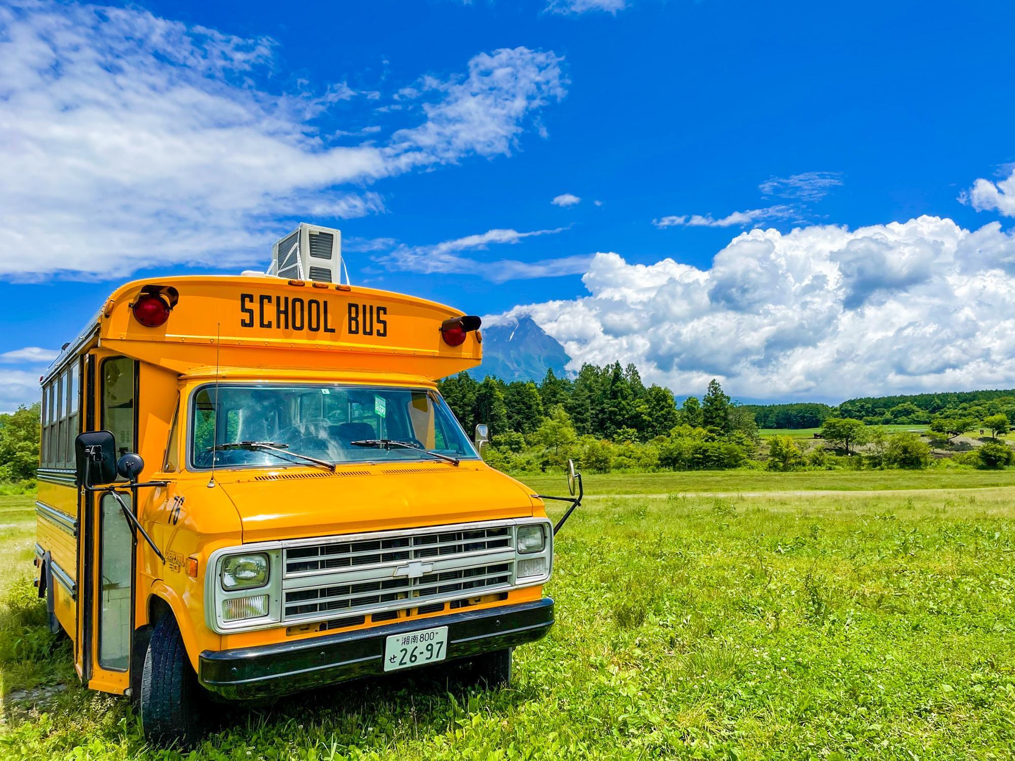 この車で暮らしています！