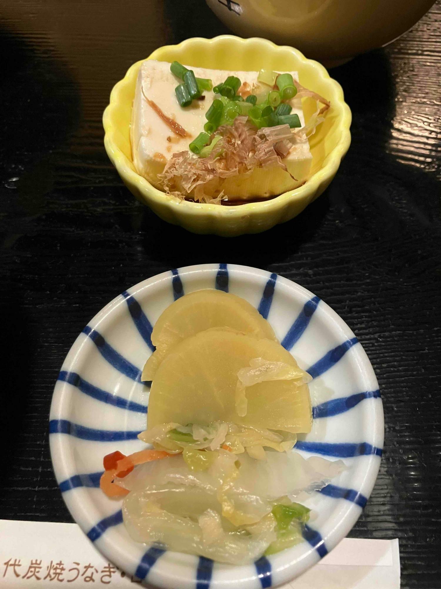 冷奴とお漬物